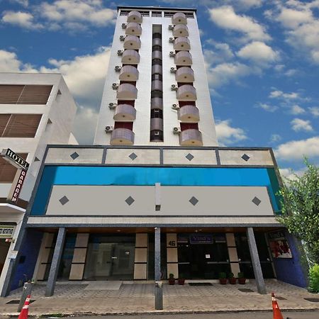 Vind'S Plaza Hotel Caratinga Eksteriør bilde